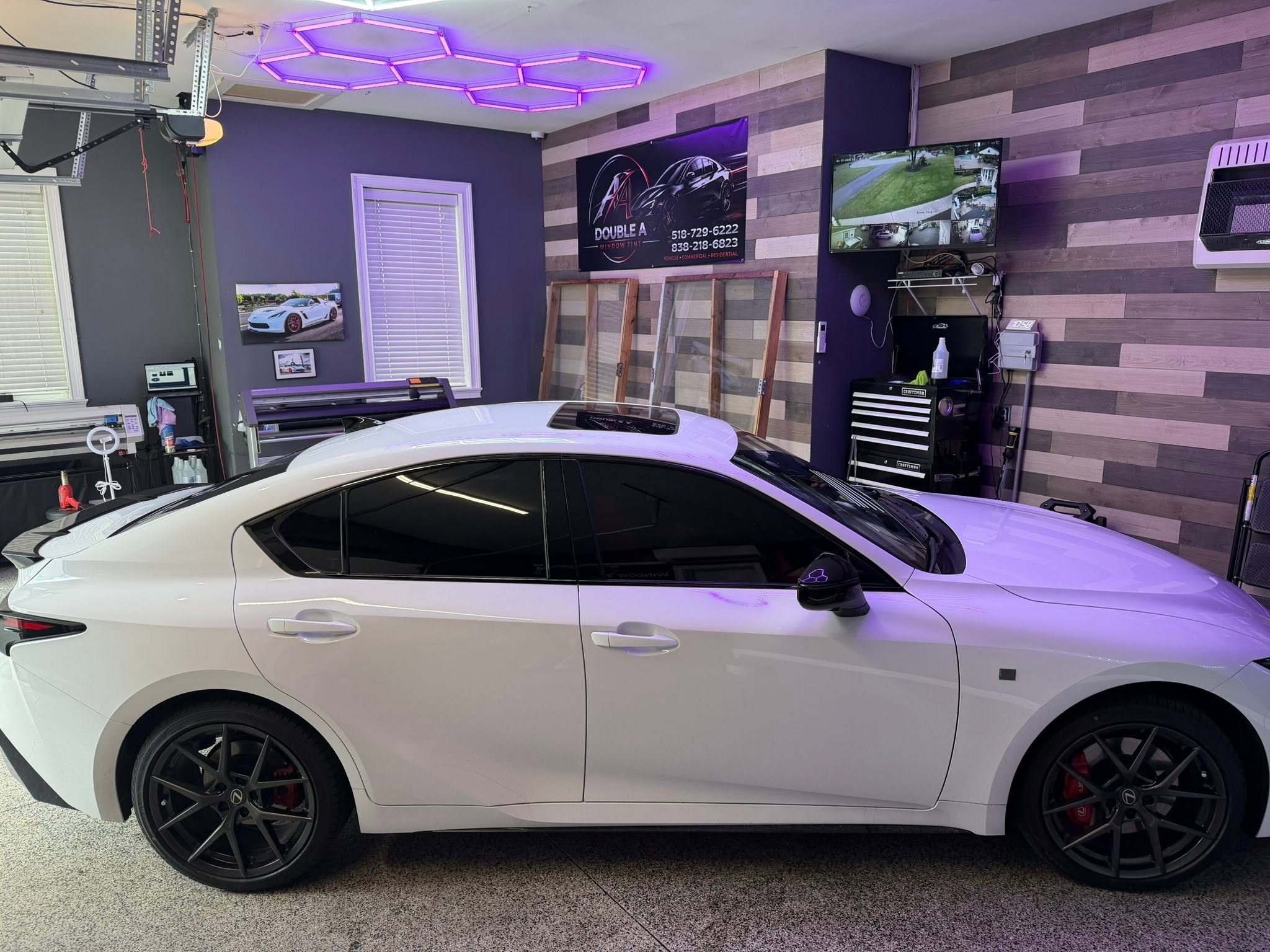 Auto window tint installation